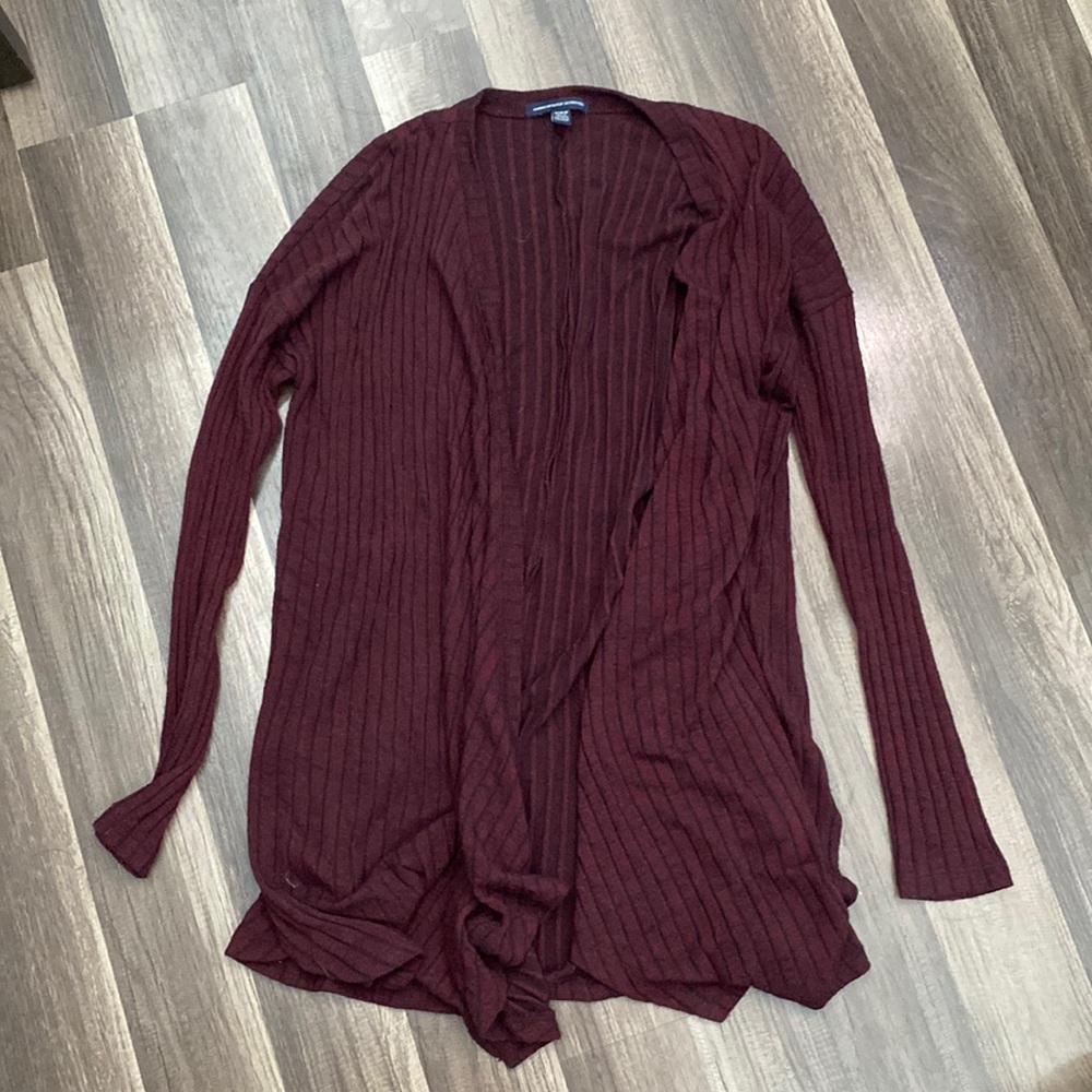 American Eagle Cardigan Size Medium